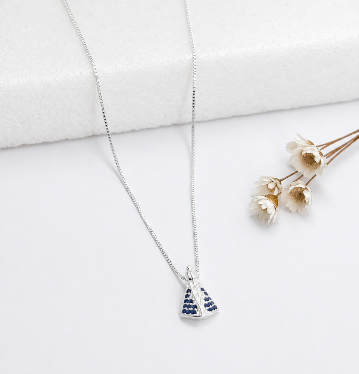 Gargantilha Nossa Senhora Manto Azul em Prata 925